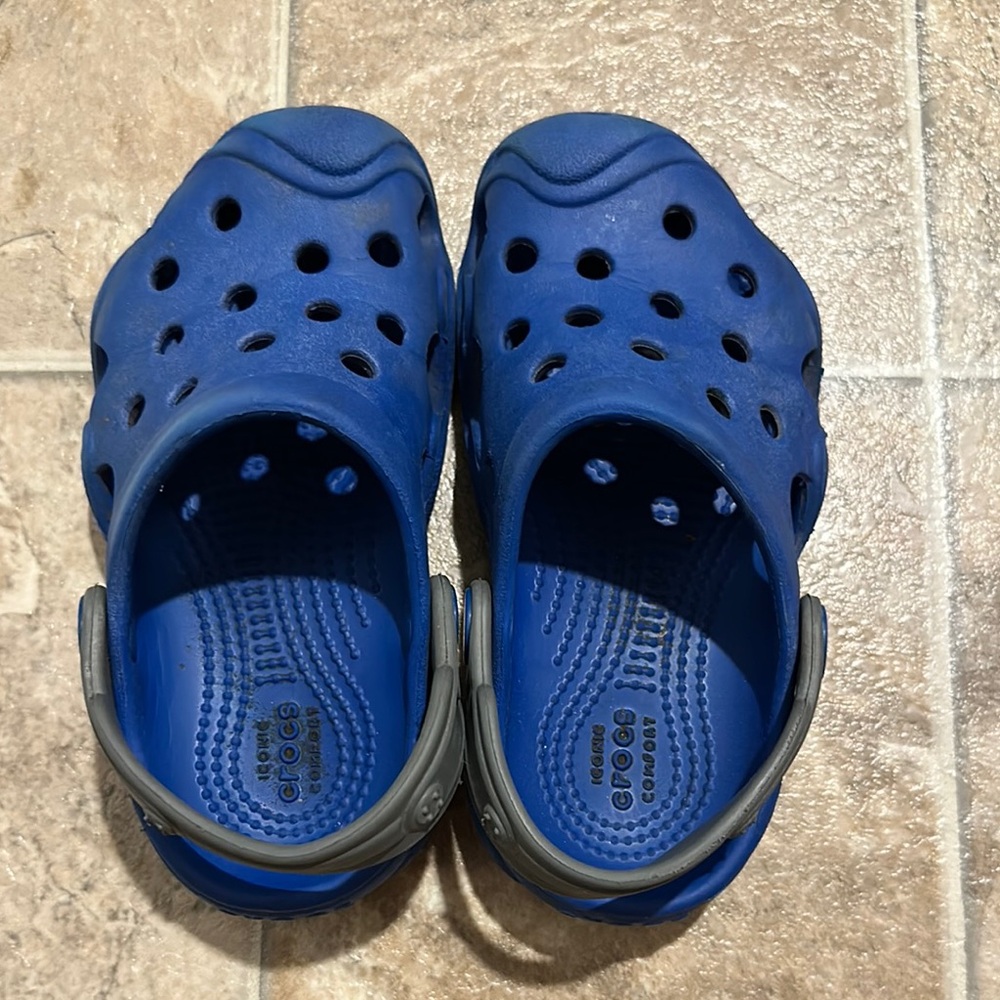 Crocs